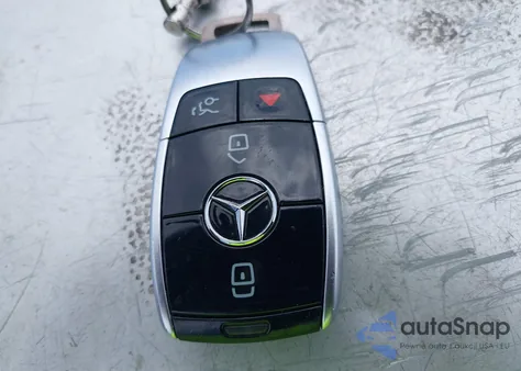 2021 Mercedes-Benz E 350 4Matic z USA, uszkodzony, nr VIN W1KZF8EB8MA962129